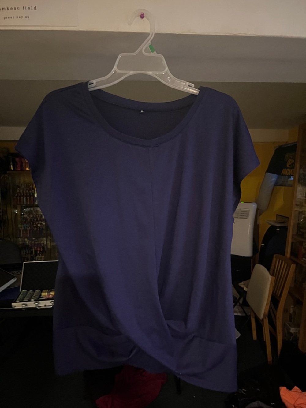 Women's Navy Twist-Hem Short Sleeve Tee